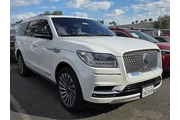 $36800 : Lincoln Navigator 2019 4x4 R thumbnail