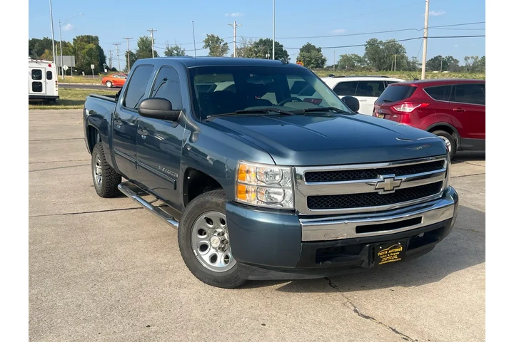 $8999 : 2009 Silverado 1500 LS Crew C image 4