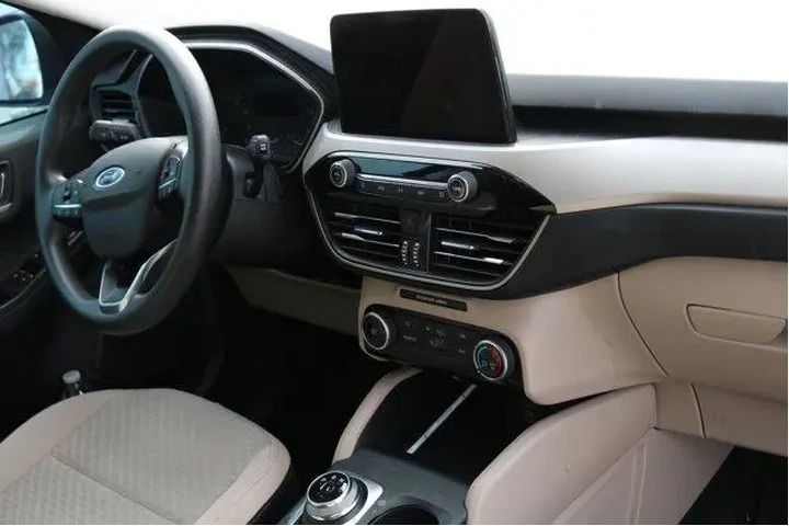 $16143 : Ford Escape 2022 SE 4dr SUV image 8