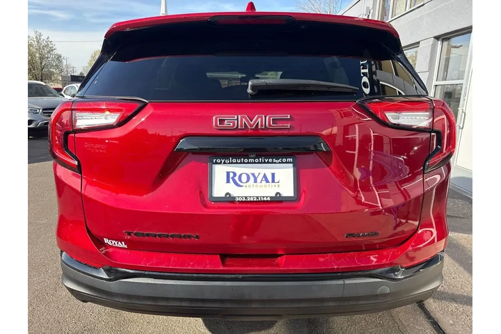 $24995 : 2023 GMC Terrain AWD SLE image 7