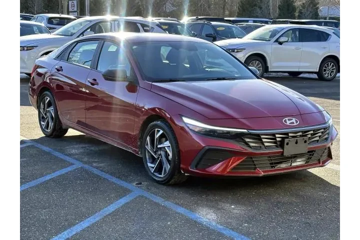 $19999 : Hyundai ELANTRA 2025 SEL Spo image 5