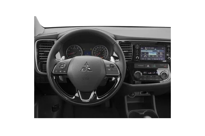 $6900 : Mitsubishi Outlander 2016 AW image 9