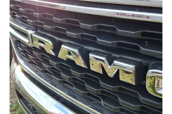 $39056 : Ram 1500 2022 4x4 Big Horn 4 image 8