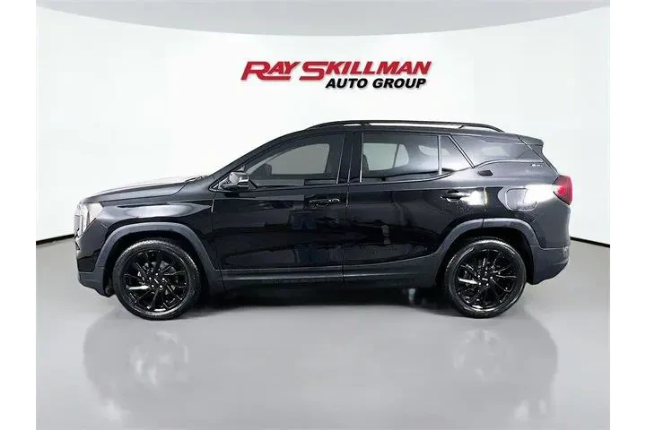$28975 : GMC Terrain 2023 SLT 4dr SUV image 4