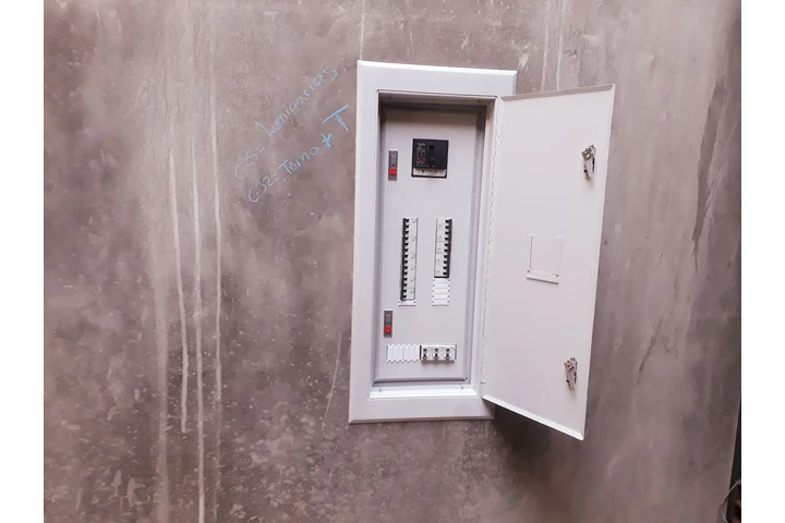 INSTALACIÓN ELÉCTRICA CABLEADO image 3