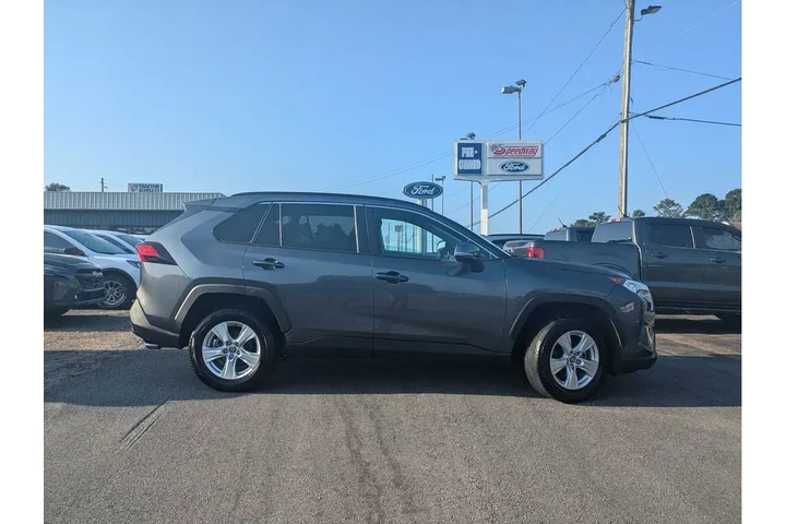 $22991 : Toyota RAV4 2021 XLE 4dr SUV image 5