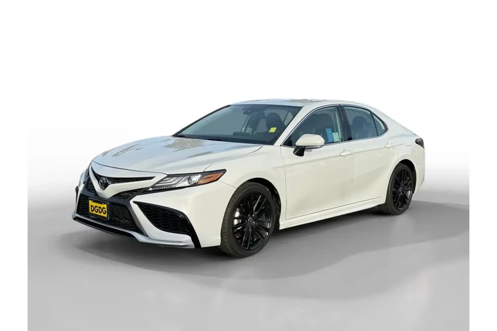 $26583 : Toyota Camry 2024 XSE 4dr Se image 1