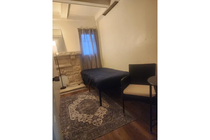 $750 : Cerca a Centro de Los Angeles image 2