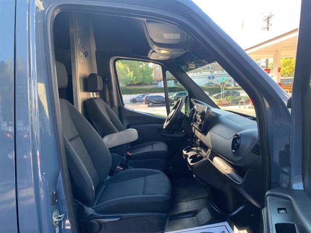 $28499 : 2019 Mercedes-Benz Sprinter 2 image 7