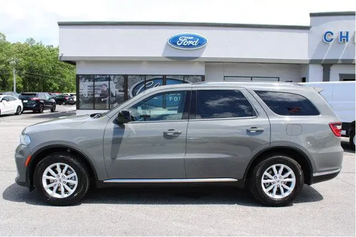 $23991 : Dodge Durango 2023 SXT 4dr S image 1