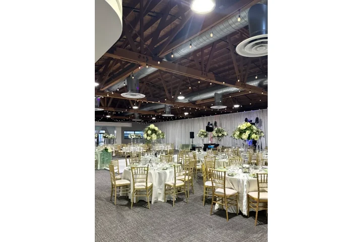 KARIZMA EVENTS- SALÓN CATALINA image 2