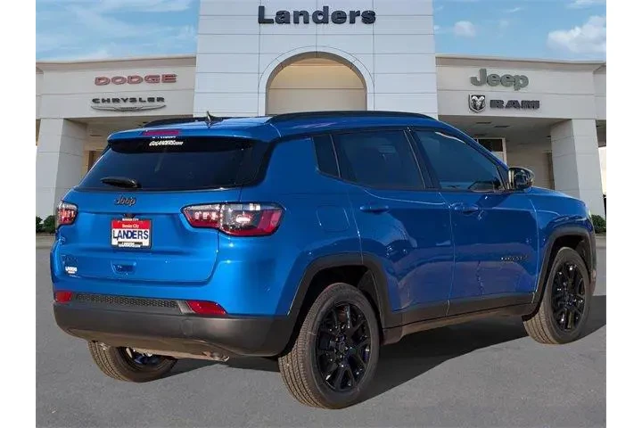 $33410 : Jeep Compass 2026 4x4 Latitu image 3