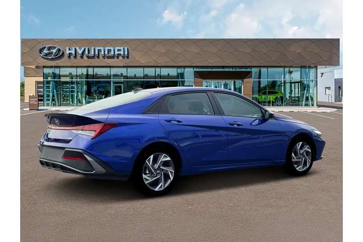$25988 : Hyundai ELANTRA Hybrid 2025 image 8