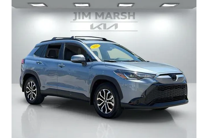 $30680 : Toyota Corolla Cross Hybrid image 8