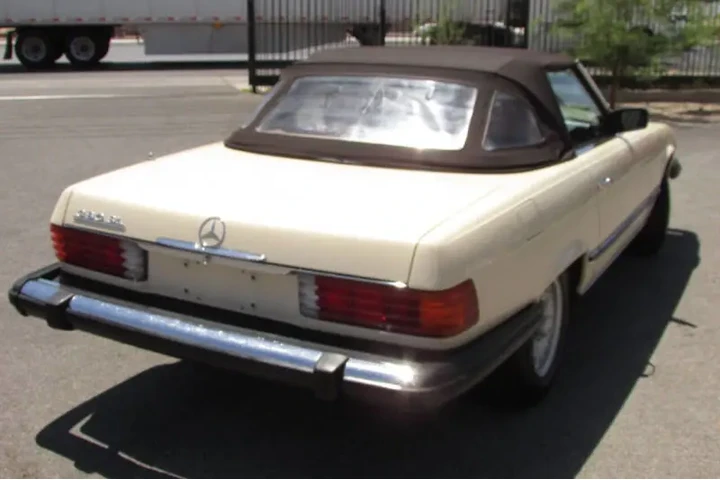 $25995 : 1982 Mercedes-Benz 380-Class image 7