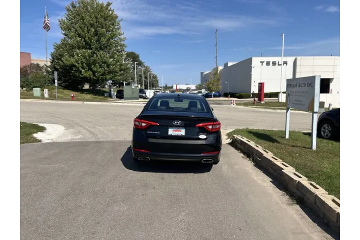 $8990 : 2015 Sonata Limited image 5