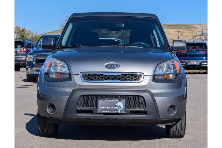 $5972 : 2011 Soul + image 8