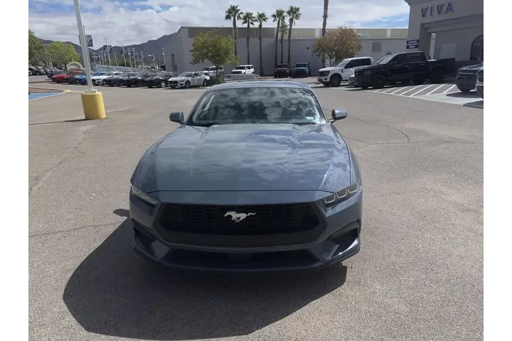 $32891 : Ford Mustang 2024 EcoBoost 2 image 3