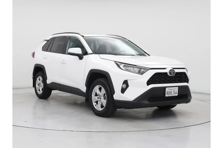 $32998 : Toyota RAV4 2021 AWD XLE 4dr image 1