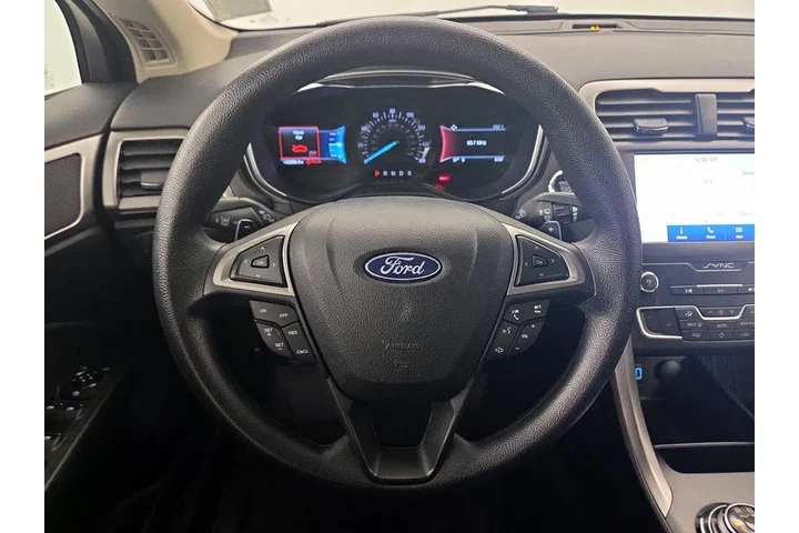 $17998 : Ford Fusion 2020 AWD SE 4dr image 10