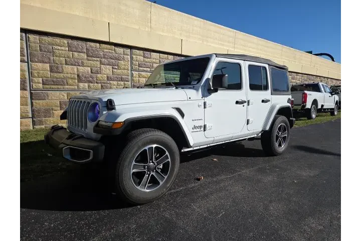 $31212 : Jeep Wrangler 2023 4x4 Sahar image 8