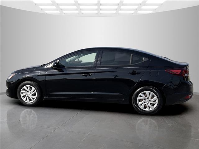 $14997 : Pre-Owned 2019 Elantra SE image 8