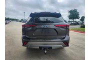 $39773 : Toyota Highlander Hybrid 202 thumbnail