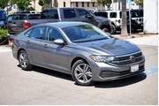 $18998 : Volkswagen Jetta 2024 SE 4dr thumbnail