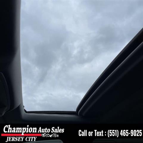 Used 2019 Escalade ESV 4WD 4d image 10