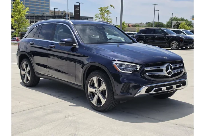 $31900 : Mercedes-Benz GLC 2022 GLC 3 image 3