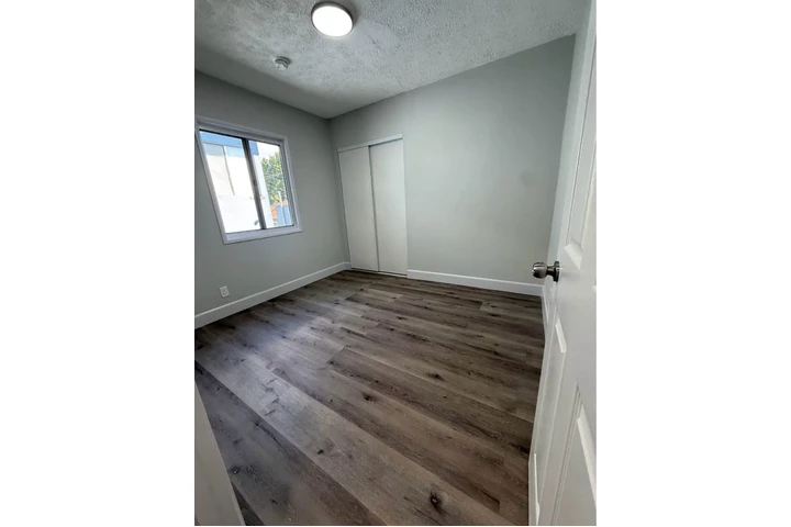 $800 : Se renta un cuarto image 2