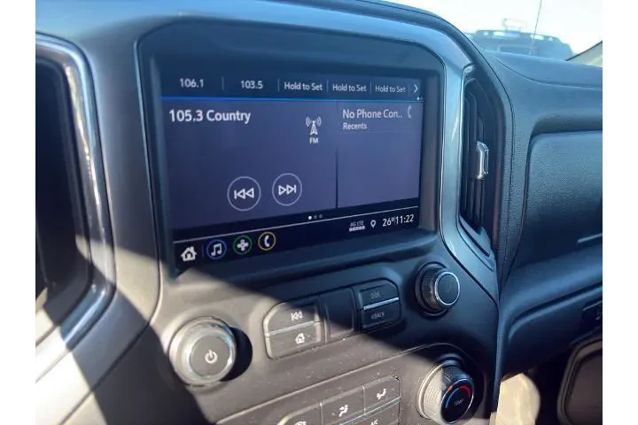 $25500 : Chevrolet Silverado 1500 202 image 3