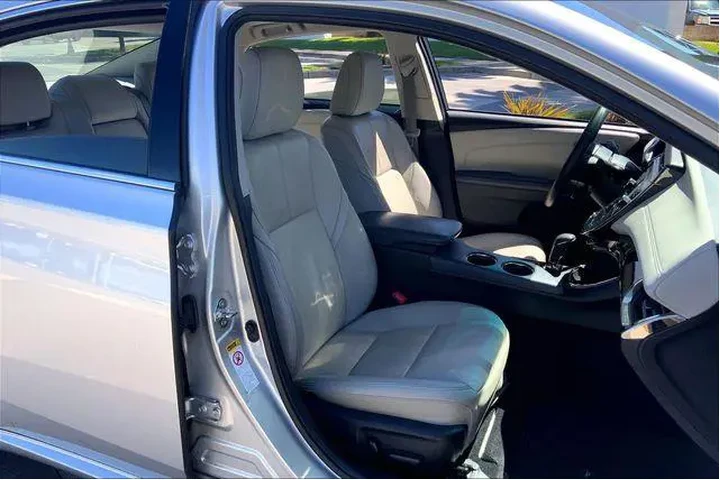 $22985 : Toyota Avalon 2014 XLE 4dr S image 7