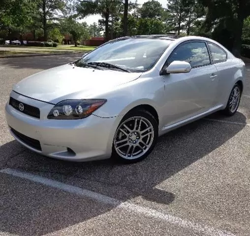 $3000 : 2010 Scion TC image 1