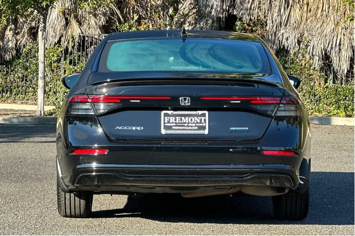 $26689 : Honda Accord Hybrid 2024 Spo image 4