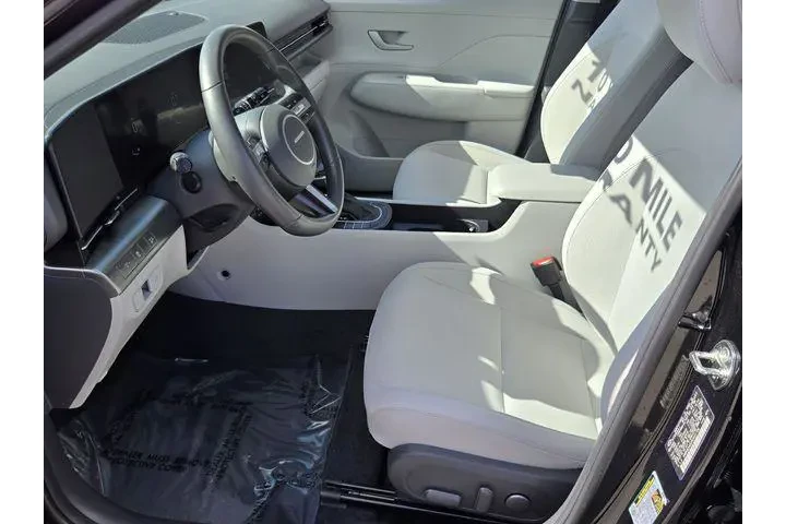 $18725 : Hyundai KONA 2024 SEL 4dr Cr image 10