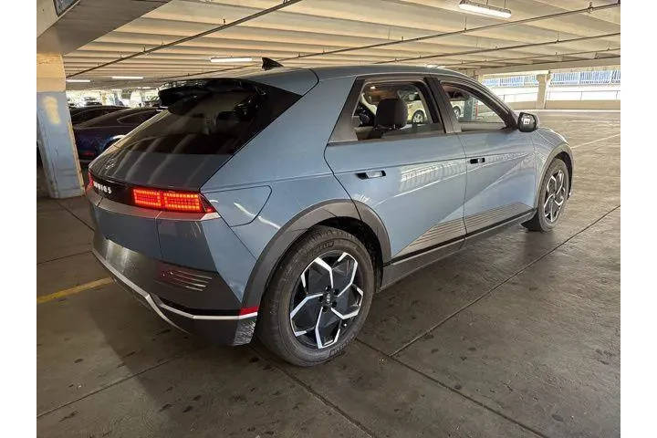 $26499 : Hyundai IONIQ 5 2024 SEL 4dr image 3