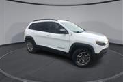 $27900 : PRE-OWNED 2022 JEEP CHEROKEE thumbnail