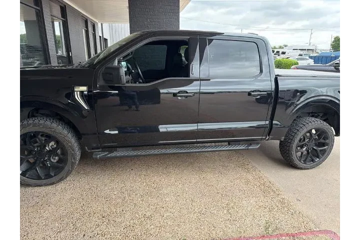 $38215 : Ford F-150 2023 4x4 Platinum image 1