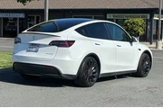 $37997 : Tesla Model Y 2023 AWD Perfo thumbnail