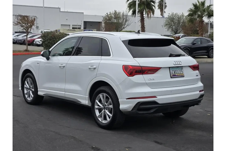 $25690 : Audi Q3 2024 AWD quattro S l image 7