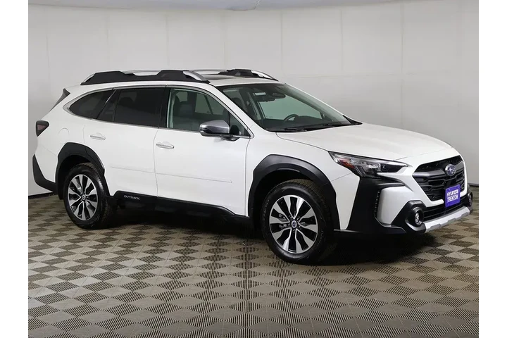 $33997 : Subaru Outback 2024 AWD Tour image 1