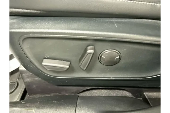 $20225 : Ford Escape Hybrid 2020 AWD image 10