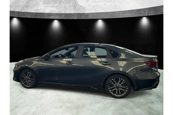 $15850 : Kia Forte 2023 GT-Line 4dr S image 4