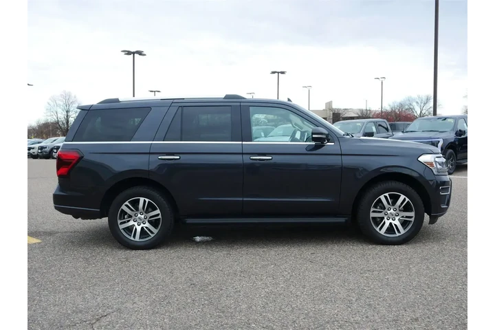 $39959 : Ford Expedition 2024 4x4 Lim image 6
