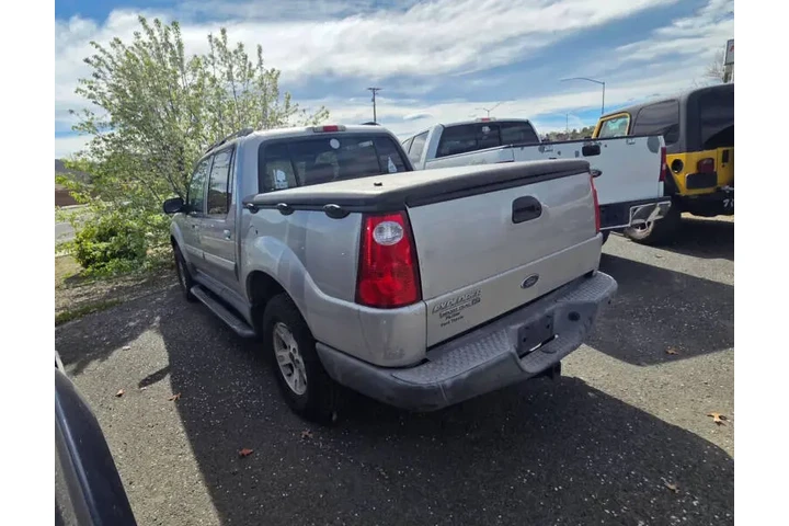 $6095 : 2005 Explorer Sport Trac image 5