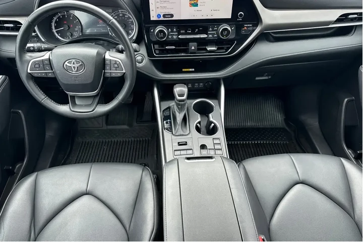 $36200 : Toyota Highlander 2023 AWD X image 6