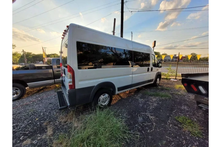 $25000 : 2015 RAM PROMASTER WINDOW VAN image 8