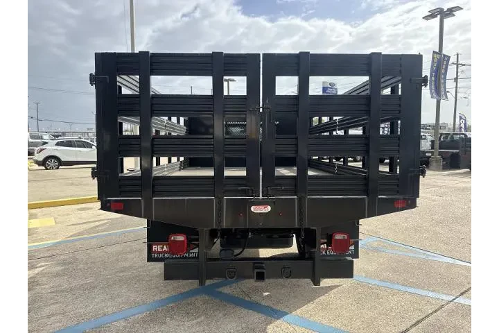 $39985 : Chevrolet Silverado 3500HD 2 image 8