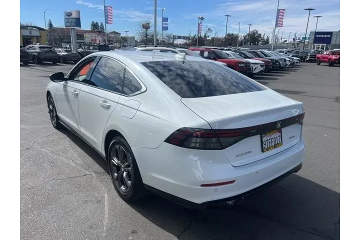 $33988 : Honda Accord Hybrid 2025 EX- image 9